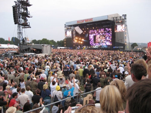 UK Summer Music Festivals & Events - Big Screen Advertising - Blink TV