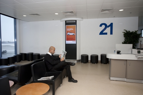 Advertise on London City Airport's Gate Lounge Digital Network